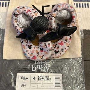 Freshly Picked Disney baby moccasins size 4       Yep, Yup, Yum Mickey